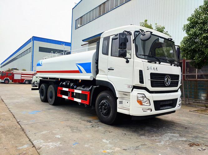 東風(fēng)天龍19方灑水車 高效環(huán)衛(wèi)作業(yè)的可靠伙伴