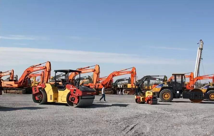 機(jī)械指揮官工時統(tǒng)計:大型施工現(xiàn)場,工程機(jī)械設(shè)備如何管理更省心_租賃